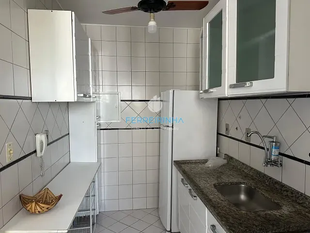 Apartamento 2 quartos e 2 banheiros, para alugar, no bairro Jardim das Colinas em São José dos Campos
