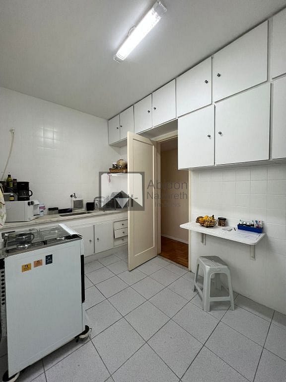 Apartamento à venda com 3 quartos, 100m² - Foto 7