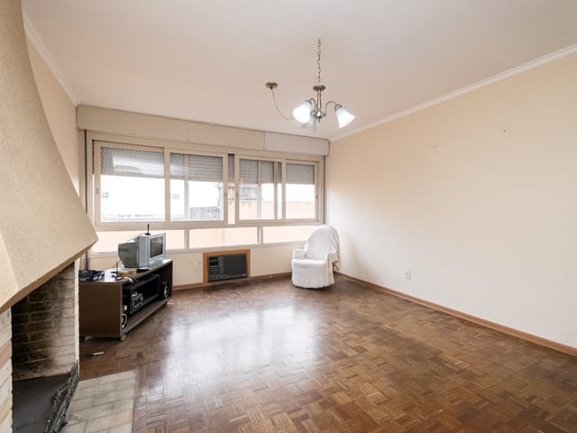 Apartamento com 164m² 3 quartos e 2 banheiros, à venda, no bairro Centro em Pelotas