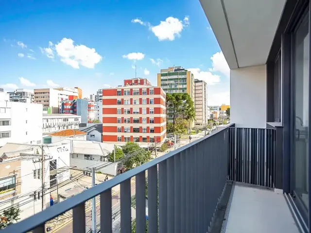 Apartamento 2 quartos e 2 banheiros, para alugar, no bairro Batel em Curitiba