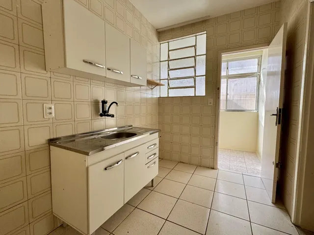 Apartamento com 72m² 2 quartos e 1 banheiro, à venda, no bairro Centro em Pelotas