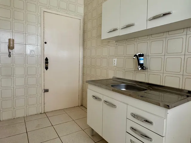 Apartamento com 72m² 2 quartos e 1 banheiro, à venda, no bairro Centro em Pelotas