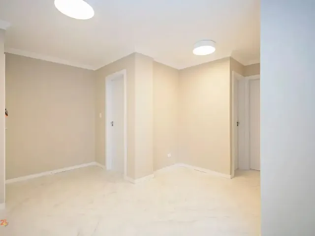 Apartamento 2 quartos e 1 banheiro, à venda, no bairro Vila Izabel em Curitiba