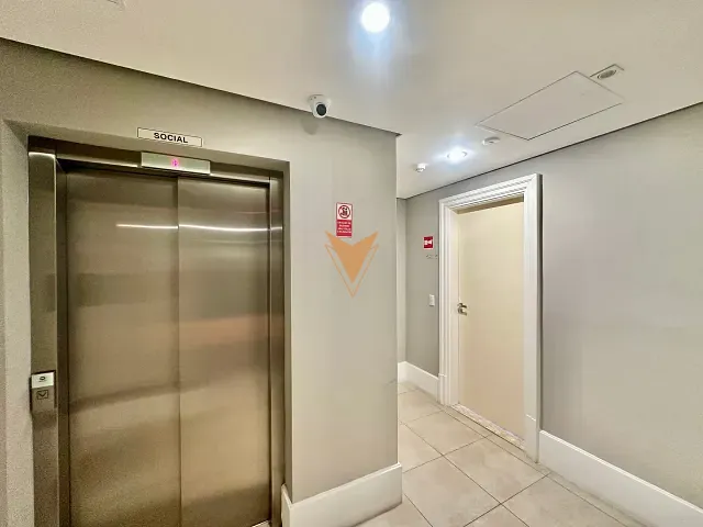 Apartamento 1 quarto e 1 banheiro, à venda, no bairro Granja Viana em Cotia