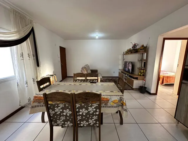 Apartamento com 68m² 2 quartos e 1 banheiro, à venda, no bairro Três Vendas em Pelotas