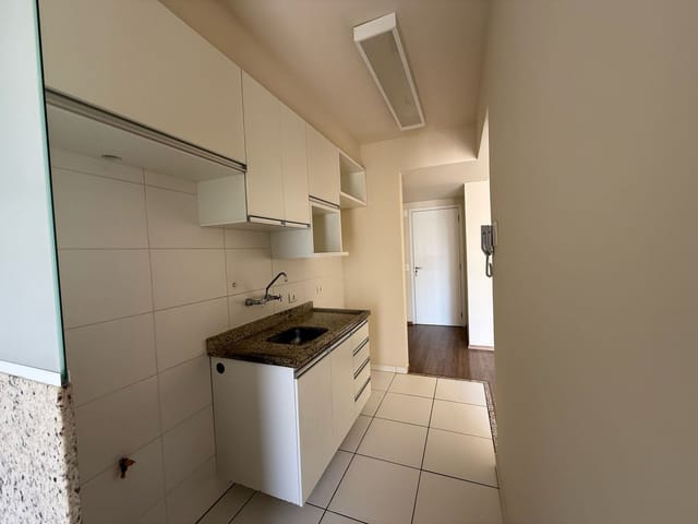 Apartamento 3 quartos e 1 banheiro, à venda, no bairro Gleba Palhano em Londrina