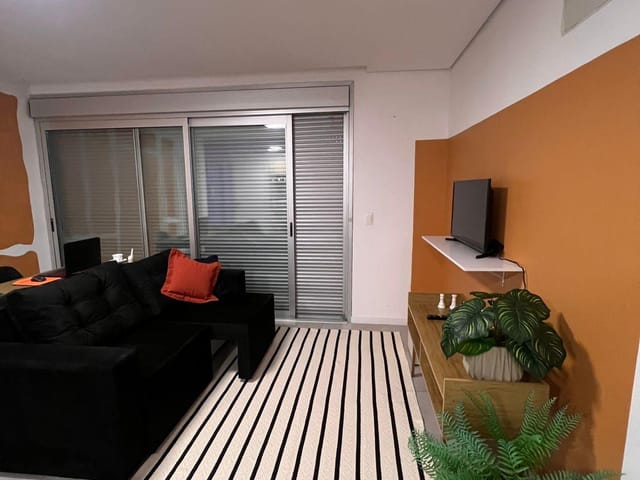 Foto do Apartamento - Apartamento mobiliado com terraço para locação no Centro de Pelotas — conforto, praticidade e espaço ao ar livre | UP Imóveis