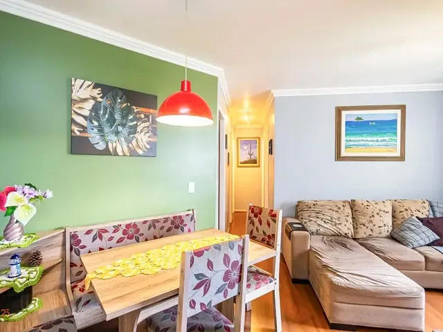 Apartamento 3 quartos e 1 banheiro, à venda, no bairro Fazendinha em Curitiba