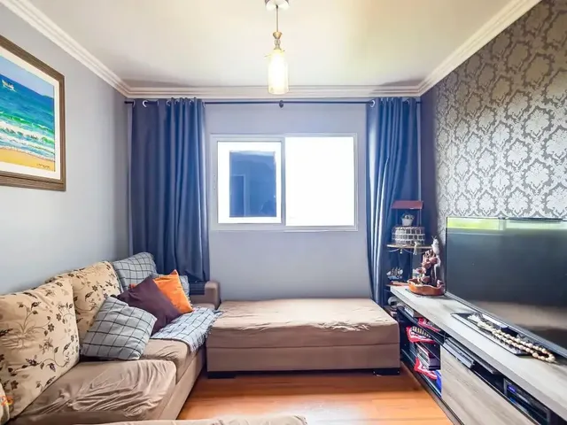 Apartamento 3 quartos e 1 banheiro, à venda, no bairro Fazendinha em Curitiba