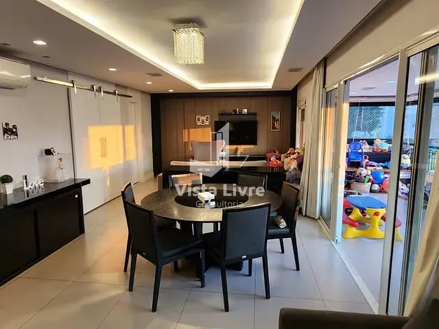 Apartamento com 162m² 3 quartos e 3 banheiros, à venda, no bairro Barra Funda em São Paulo