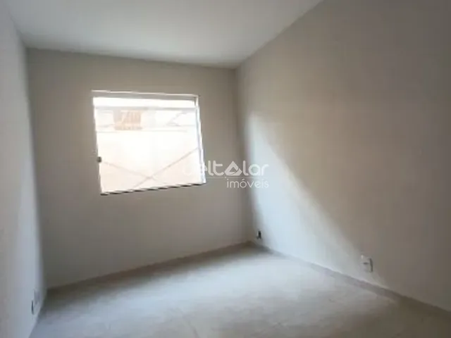 Apartamento com 94m² 3 quartos e 1 banheiro, à venda, no bairro Piratininga (Venda Nova) em Belo Horizonte