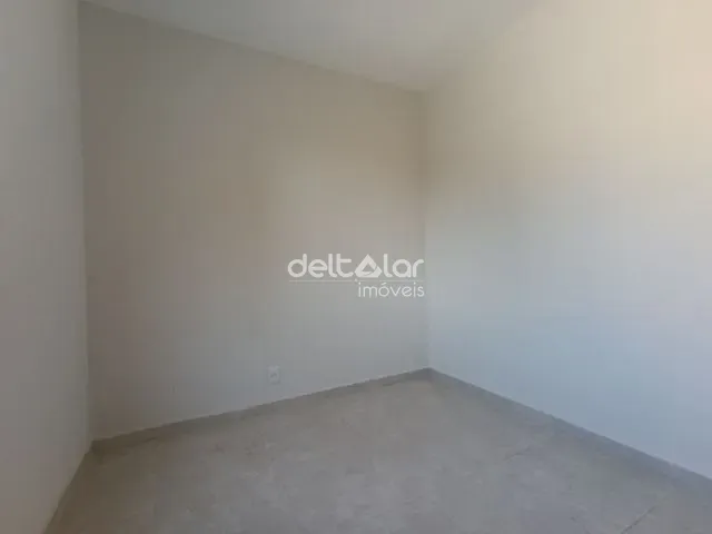 Apartamento com 94m² 3 quartos e 1 banheiro, à venda, no bairro Piratininga (Venda Nova) em Belo Horizonte