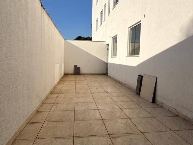 Foto do Apartamento - Área privativa em U com 3 quartos, 1 suíte, 1 vaga a venda, Heliópolis, Belo Horizonte, MG | Deltalar Imóveis