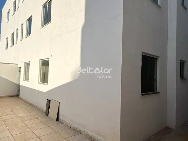 Apartamento com 120m² 3 quartos e 1 banheiro, à venda, no bairro Heliópolis em Belo Horizonte
