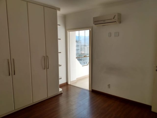 Apartamento 4 quartos e 4 banheiros, à venda, no bairro Centro em Pindamonhangaba
