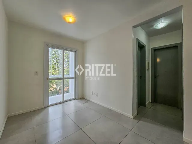 Apartamento 2 quartos e 1 banheiro, para alugar, no bairro Vila Nova em Novo Hamburgo