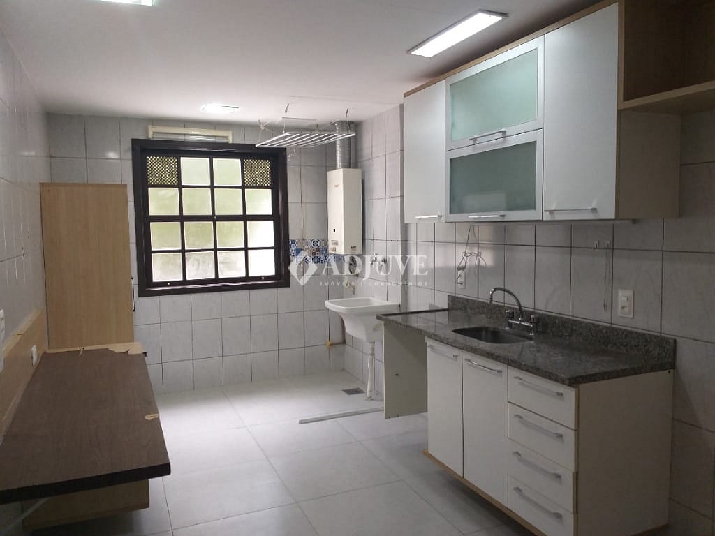 Apartamento à venda com 2 quartos, 125m² - Foto 12