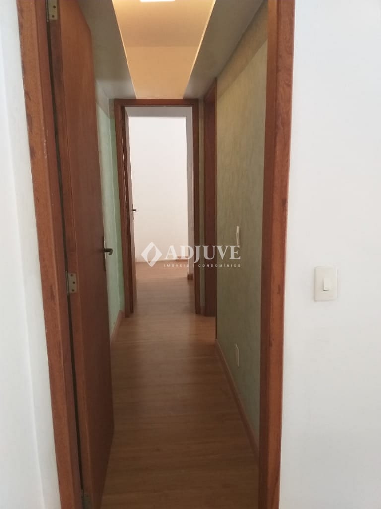 Apartamento à venda com 2 quartos, 125m² - Foto 3