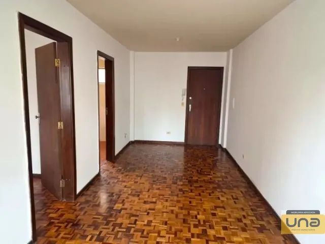 Apartamento 1 quarto e 1 banheiro, para alugar, no bairro CENTRO em Curitiba