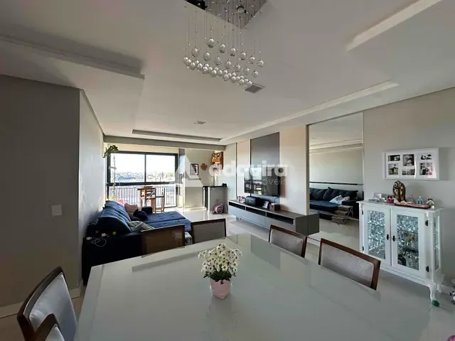 Apartamento com 197m² 3 quartos e 2 banheiros, à venda, no bairro Nova Rússia em Ponta Grossa