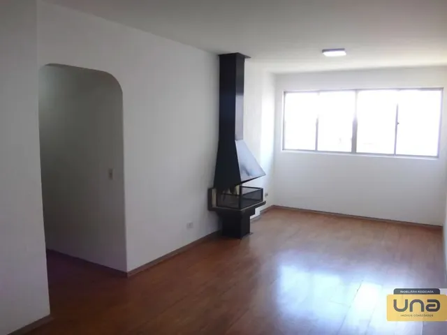 Apartamento 3 quartos e 1 banheiro, para alugar, no bairro AHU em Curitiba