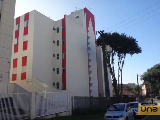 Apartamento 3 quartos e 2 banheiros, para alugar, no bairro AHU em Curitiba