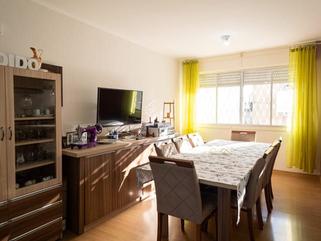 Apartamento 3 quartos e 2 banheiros, à venda, no bairro Centro em Pelotas