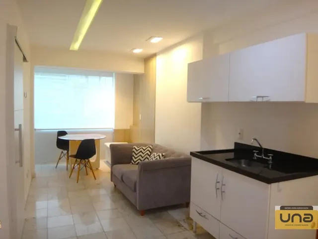 Apartamento 1 quarto e 1 banheiro, para alugar, no bairro CENTRO em Curitiba