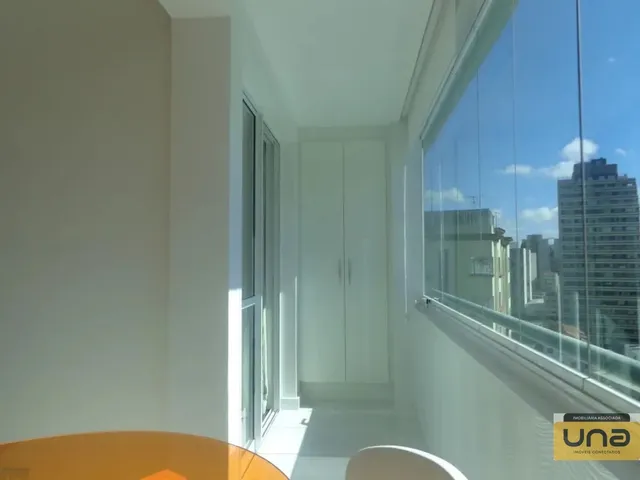 Apartamento 1 quarto e 1 banheiro, para alugar, no bairro CENTRO em Curitiba