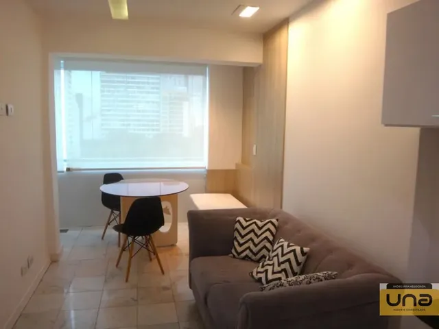 Apartamento 1 quarto e 1 banheiro, para alugar, no bairro CENTRO em Curitiba
