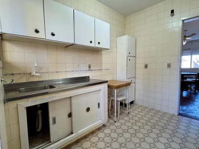 Apartamento com 85m² 2 quartos e 2 banheiros, à venda, no bairro Centro em Pelotas