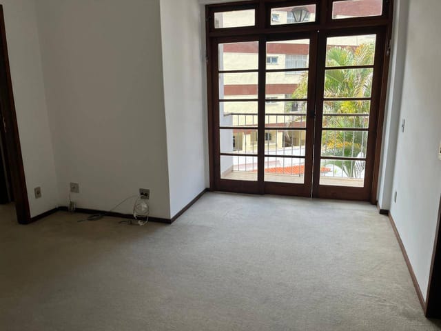 Apartamento 1 quarto e 1 banheiro, à venda, no bairro Quitandinha em Petrópolis