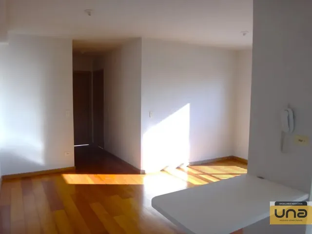 Apartamento 2 quartos e 2 banheiros, para alugar, no bairro UBERABA em Curitiba