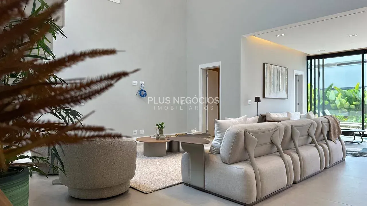 Casa, 4 quartos, 370 m² - Foto 1