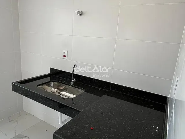 Apartamento com 50m² 2 quartos e 2 banheiros, à venda, no bairro Santa Mônica em Belo Horizonte