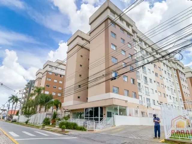 Apartamento 2 quartos e 2 banheiros, para alugar, no bairro Portão em Curitiba