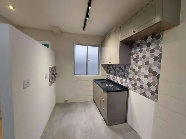 Apartamento 2 quartos e 1 banheiro, à venda, no bairro Três Vendas em Pelotas