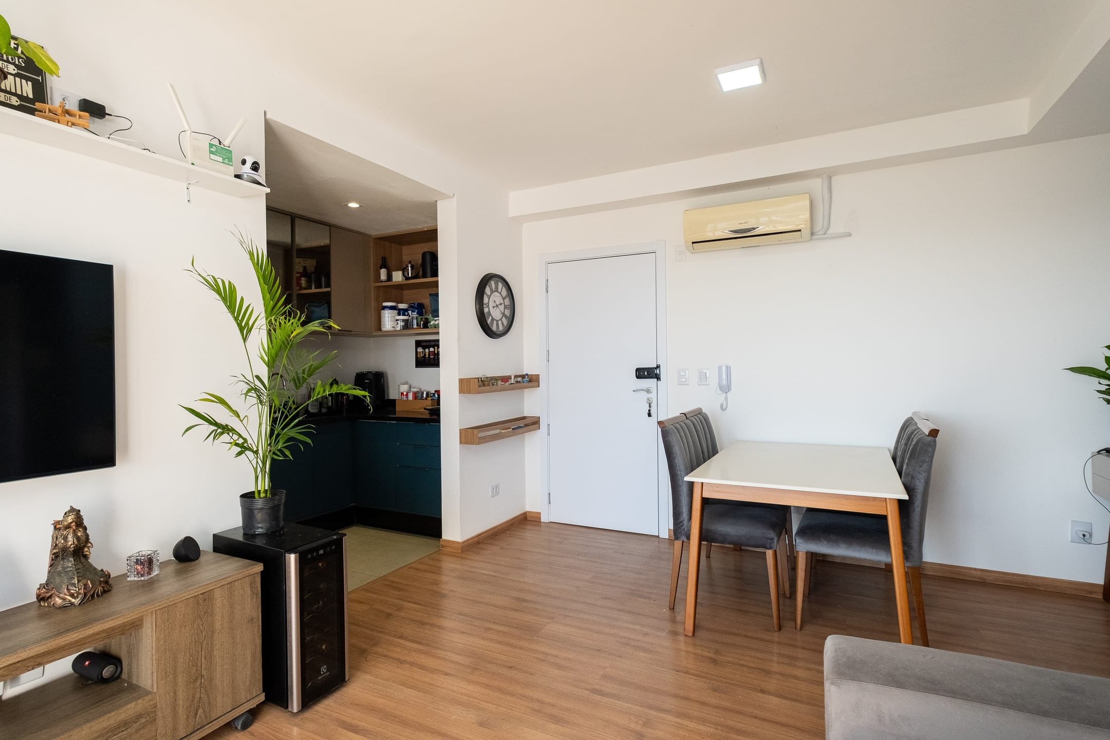 Apartamento no Solarium Araújo: 3 dormitórios (sendo 1 suíte), sacada ...
