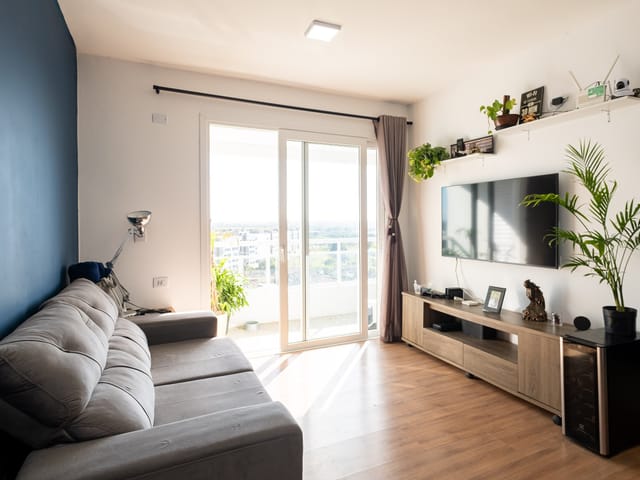 Apartamento com 132m² 3 quartos e 2 banheiros, à venda, no bairro Centro em Pelotas