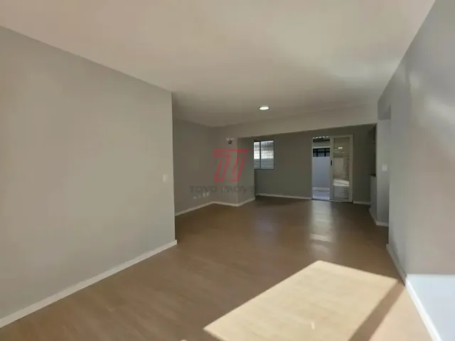 Apartamento 3 quartos e 2 banheiros, para alugar, no bairro Vila Izabel em Curitiba