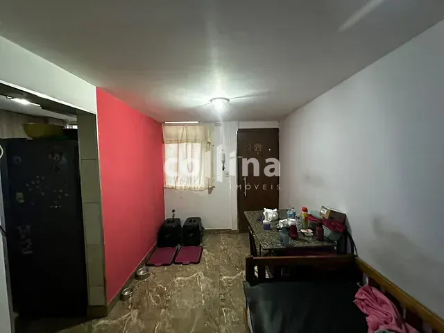 Apartamento 2 quartos e 1 banheiro, à venda, no bairro Cohab V em Carapicuíba