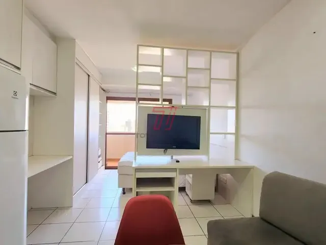 Apartamento 1 quarto e 1 banheiro, à venda, no bairro Centro em Curitiba