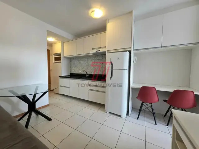 Apartamento 1 quarto e 1 banheiro, à venda, no bairro Centro em Curitiba