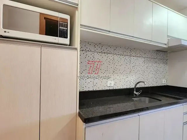 Apartamento 1 quarto e 1 banheiro, à venda, no bairro Centro em Curitiba