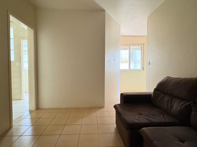 Apartamento com 72m² 2 quartos e 1 banheiro, à venda, no bairro Centro em Pelotas