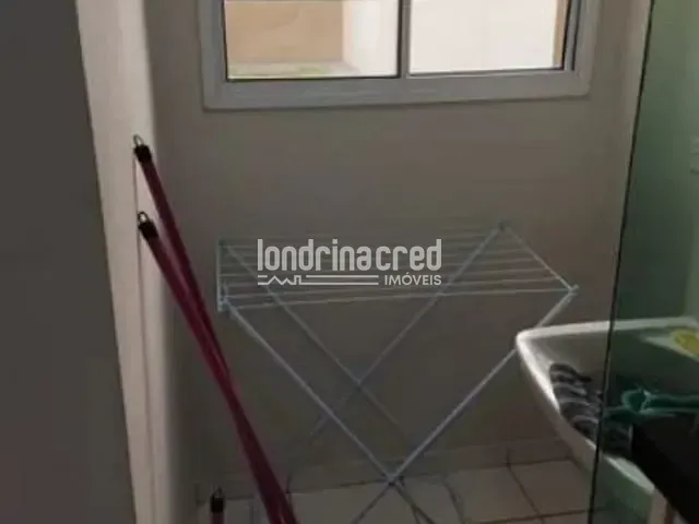 Apartamento 2 quartos e 1 banheiro, à venda, no bairro Jardim Maria Luiza em Londrina