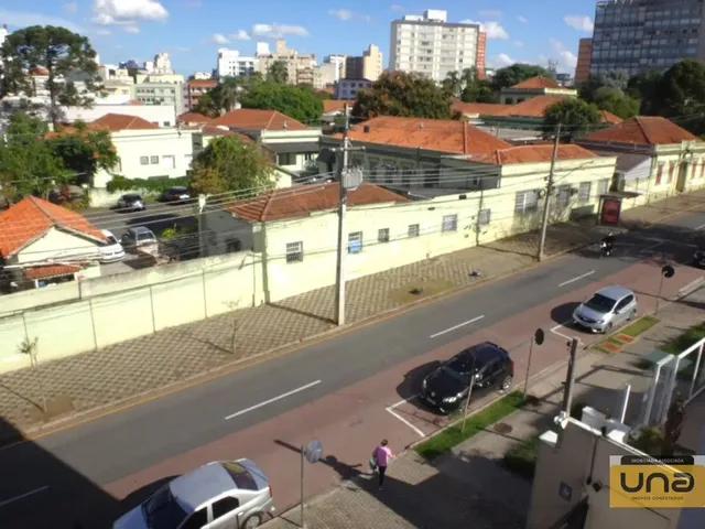 Apartamento 3 quartos e 2 banheiros, para alugar, no bairro ALTO DA XV em Curitiba