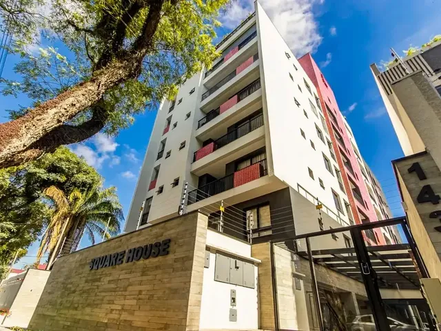 Apartamento 2 quartos e 2 banheiros, para alugar, no bairro Água Verde em Curitiba