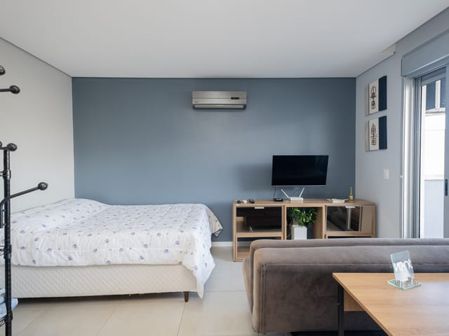Loft 1 quarto e 1 banheiro, para alugar, no bairro Centro em Pelotas