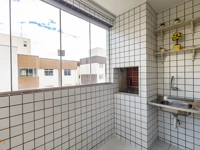 Apartamento 3 quartos e 2 banheiros, para alugar, no bairro Ecoville em Curitiba
